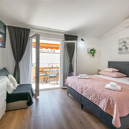Apartmani Rita Baska Voda Exterior photo
