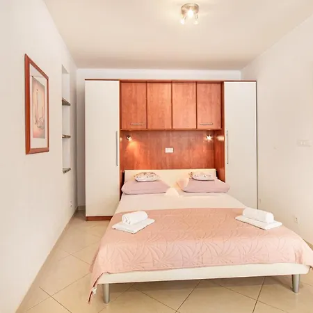Apartmani Rita Baska Voda Exterior photo