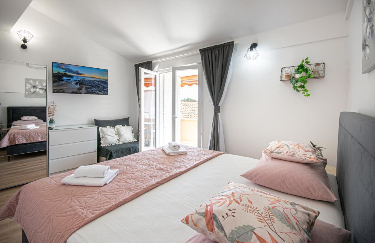 Rita Apartment
